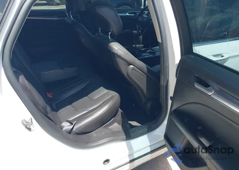 2013 Ford Fusion Hybrid Titanium from USA, damaged, VIN 3FA6P0RU3DR360693